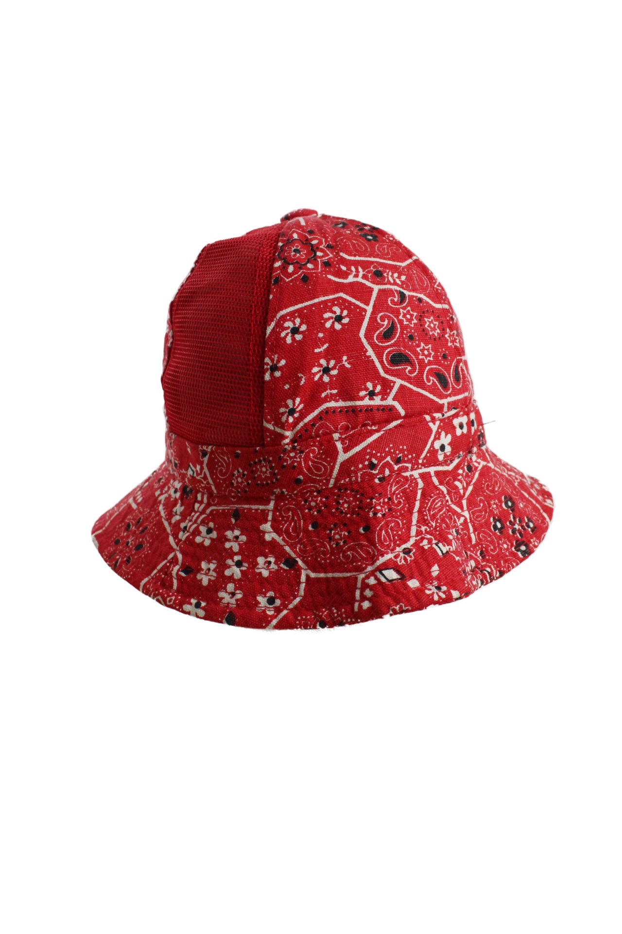 rear view with mesh panel of bucket hat.