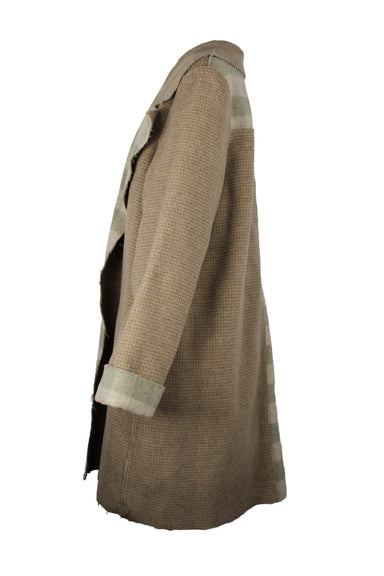 profile of coat with folded cuffs. 