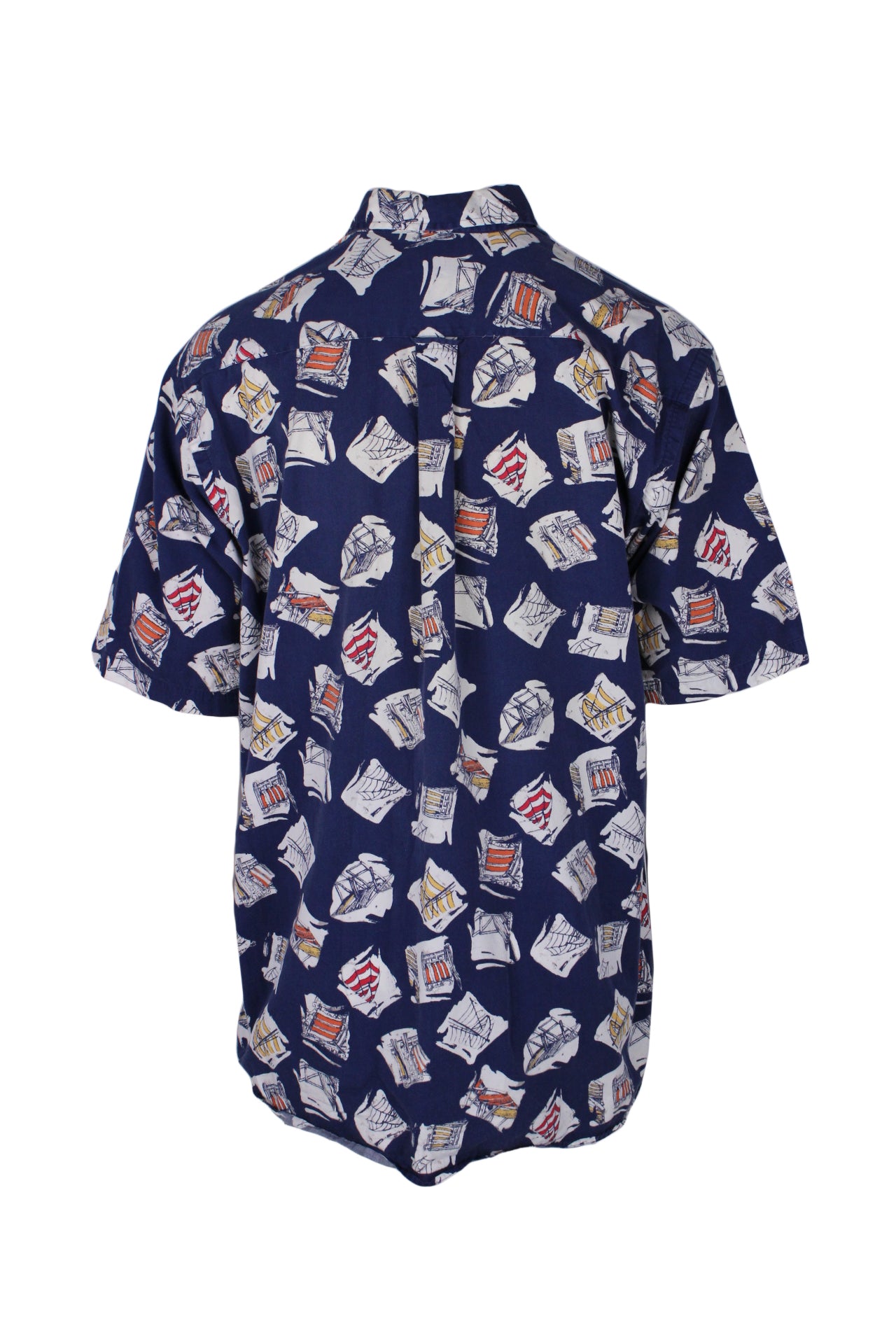 back angle of short sleeve button up shirt. 