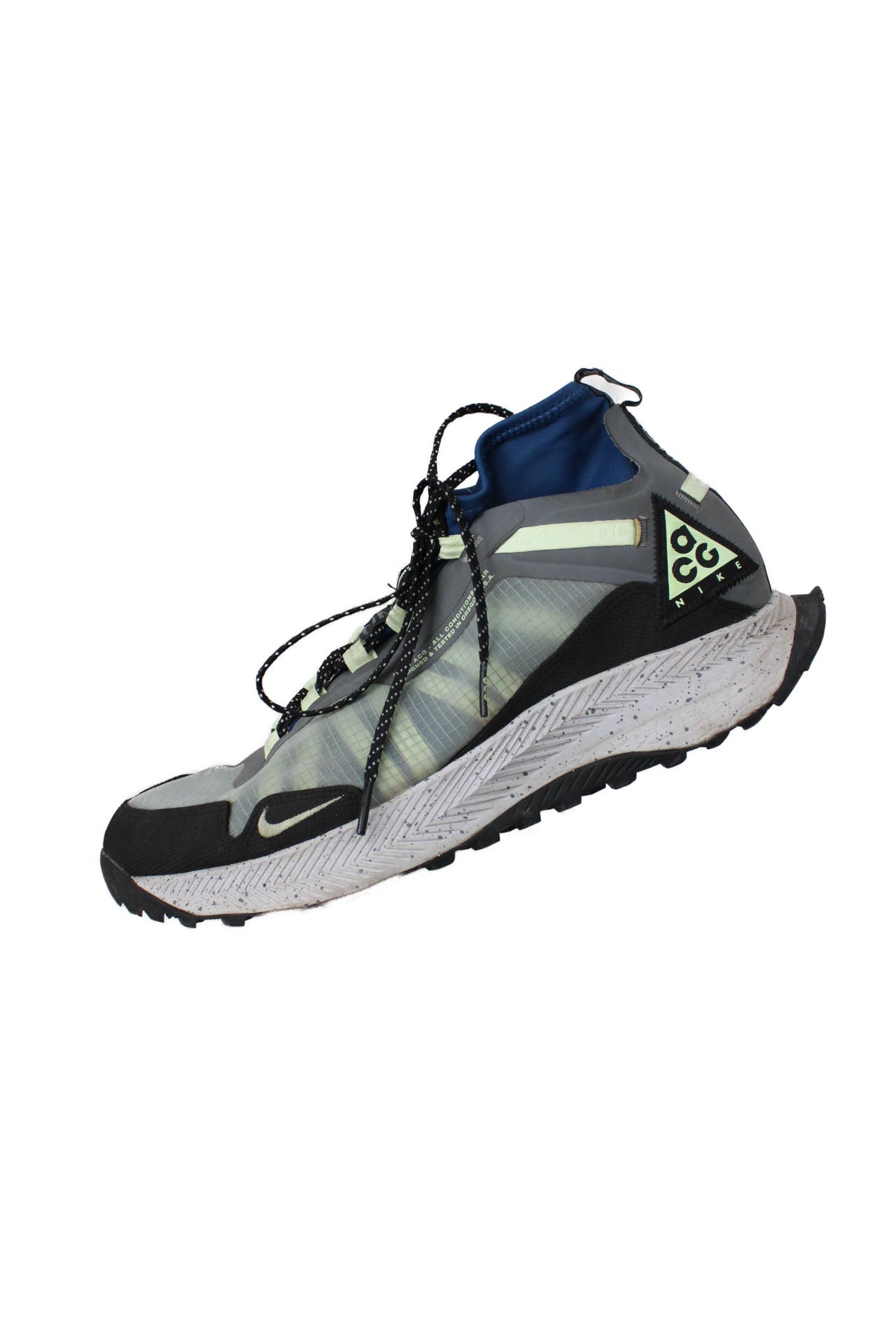 side view of nike acg grey/black/blue ‘terra zaherra barely volt’ shoes. features ‘nike acg’ logo tag at tongue/quarter, signature swoosh at outersides, ‘acg’ printed at innersides, and top reflective lace closure.