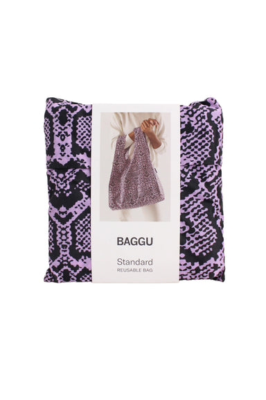 baggu pink snakeskin reusable bag. 
